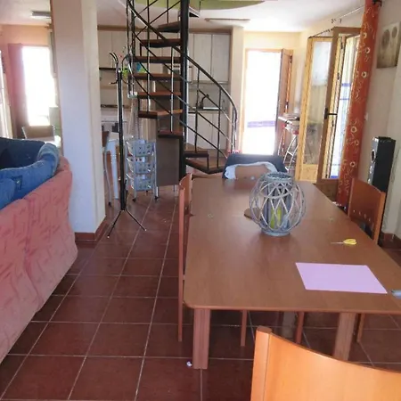 Duplex 46 Persons, Terrace, Swimming Pool And Bbq בית נופש